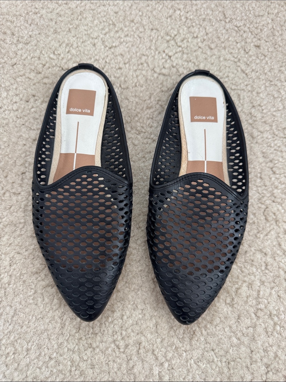 Dolce Vita Black Perforated Pointed-Toe Slip-On Loafers/Mules - 7.5